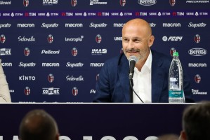 4战全胜排名第4，官方：博洛尼亚主帅伊达利诺当选意甲三月最佳