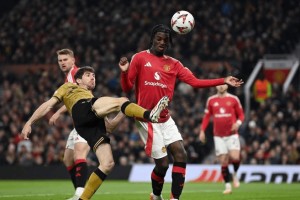 3000万贱卖7200万新星？曼联锋线大洗牌暗藏三重隐忧