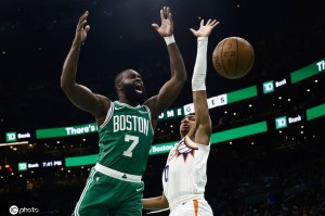 布朗31分塔图姆23+8+8 布克37分太阳不敌绿军吞5连败