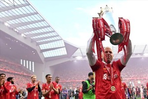 单窗支出第一与英超标王都拿下！红军今夏疯狂引援，老板却没花钱