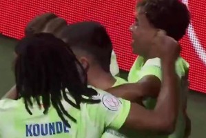 巴萨1-0战胜马竞晋级决赛，皇马3线争冠，马竞21天3杯赛全败