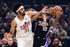 拉文37+2+1德罗赞28+4+7 国王击败骑士