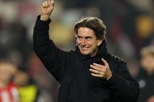 弗兰克：阿森纳周中表现令人难以置信 他们就算轮换也会很强大